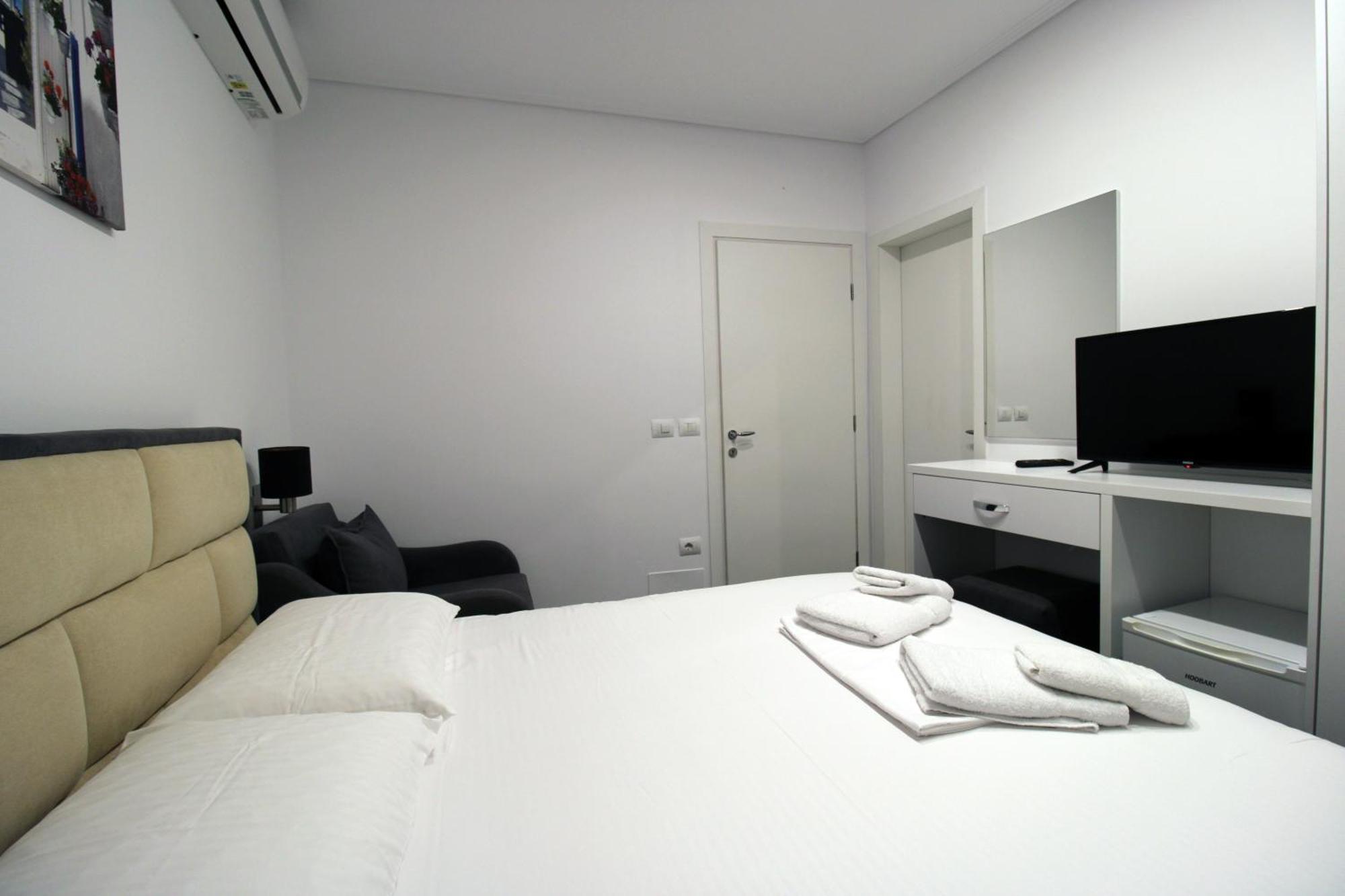 Keli Hotel *