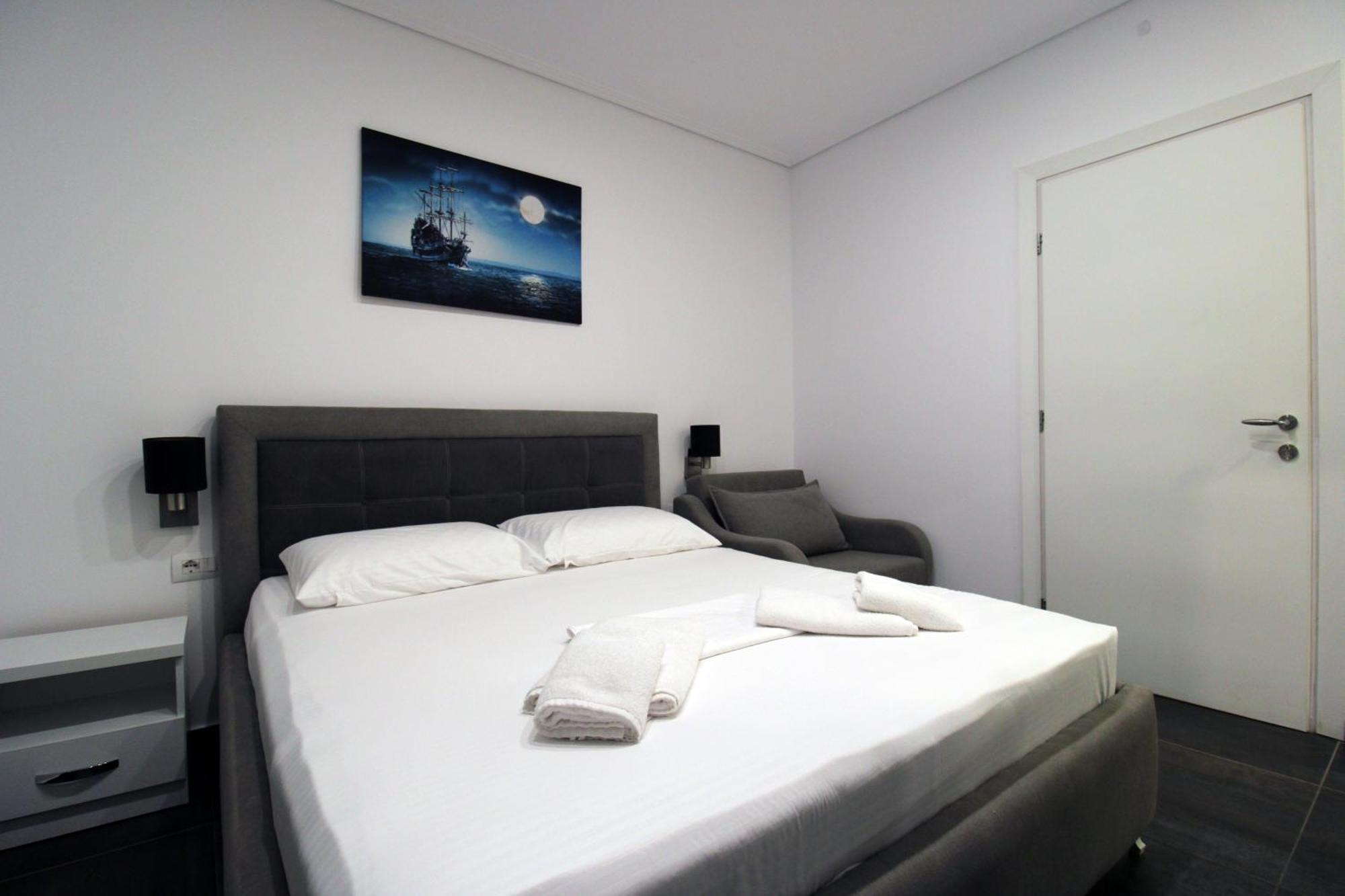 Keli Hotel *