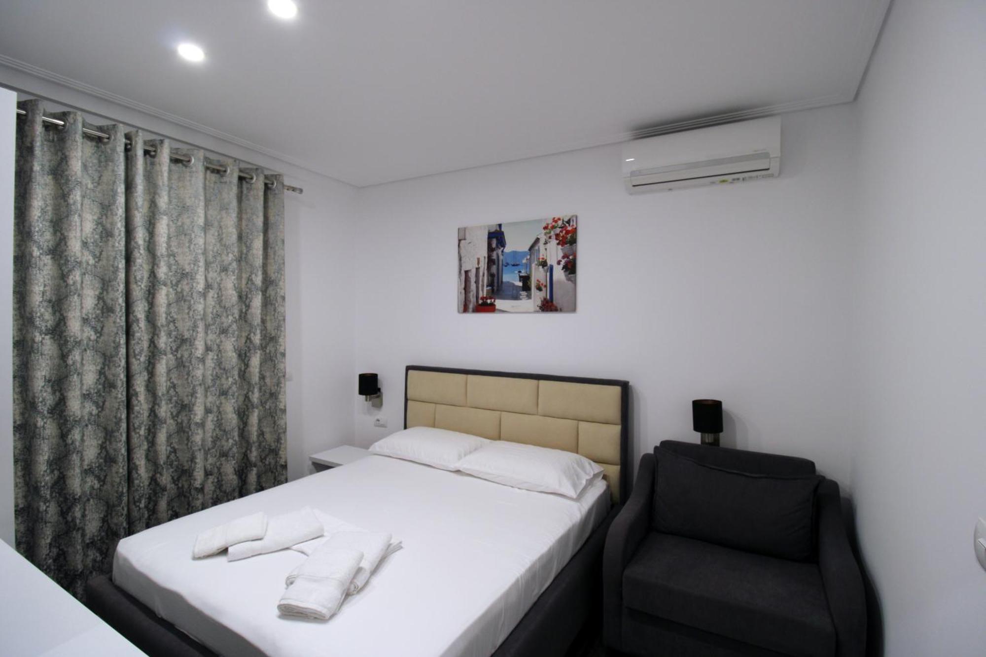 Keli Hotel *